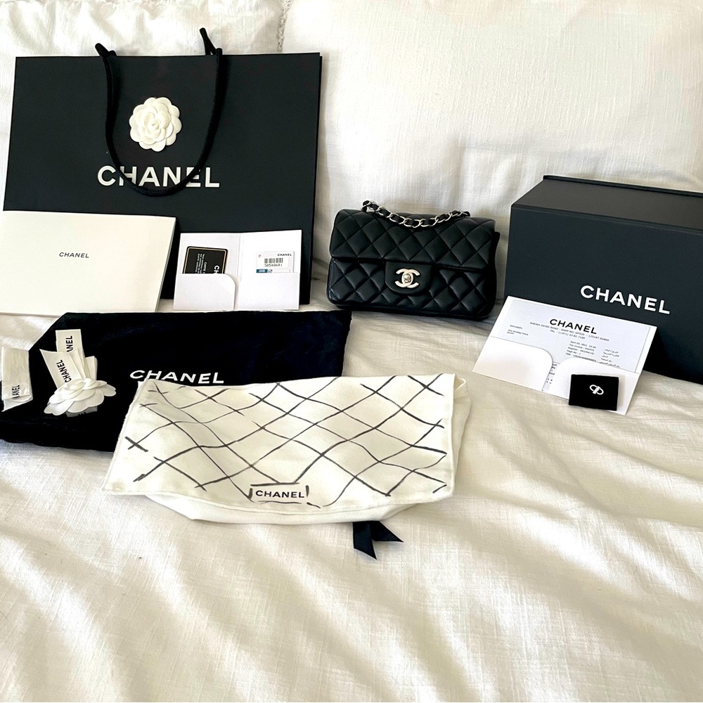 ❌SOLD❌ Authentic Chanel Rectangular Mini Flap - Picture 3 of 17